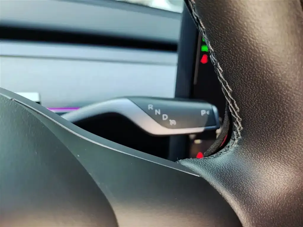 Tesla Model Y 2024 из CN, фото 6