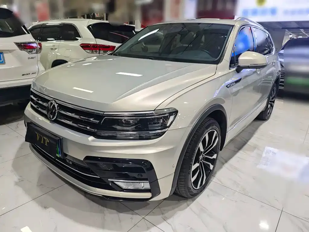 Volkswagen Tiguan L 2021 из CN, фото 1