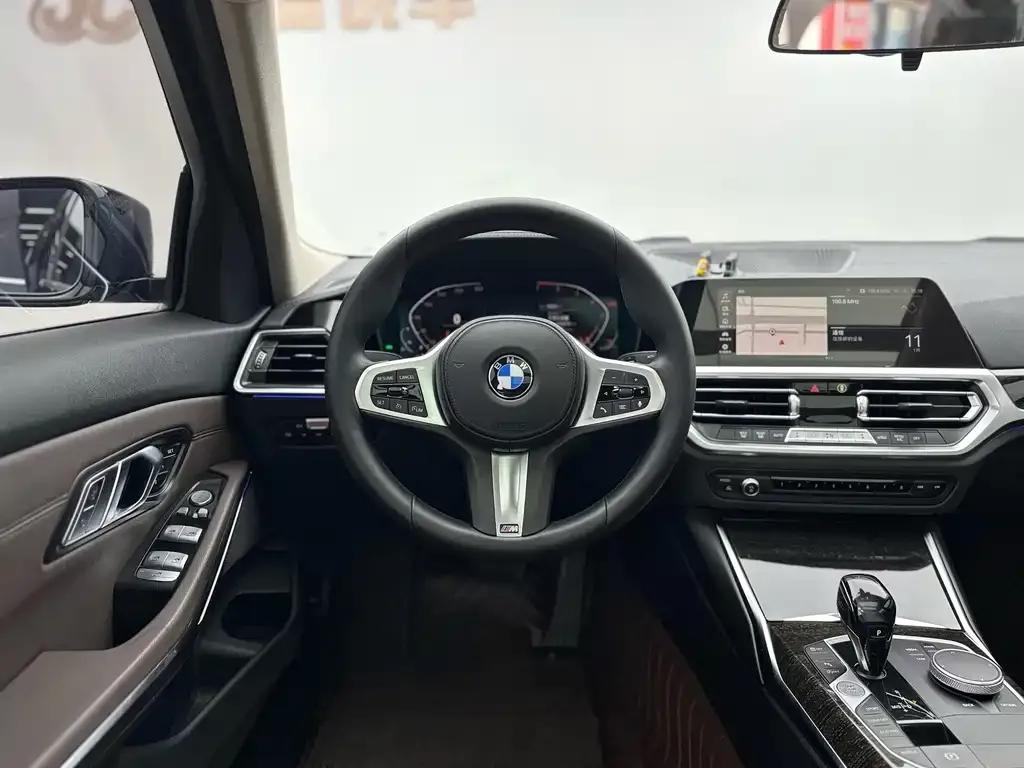 BMW 3 Series 2021 из CN, фото 10