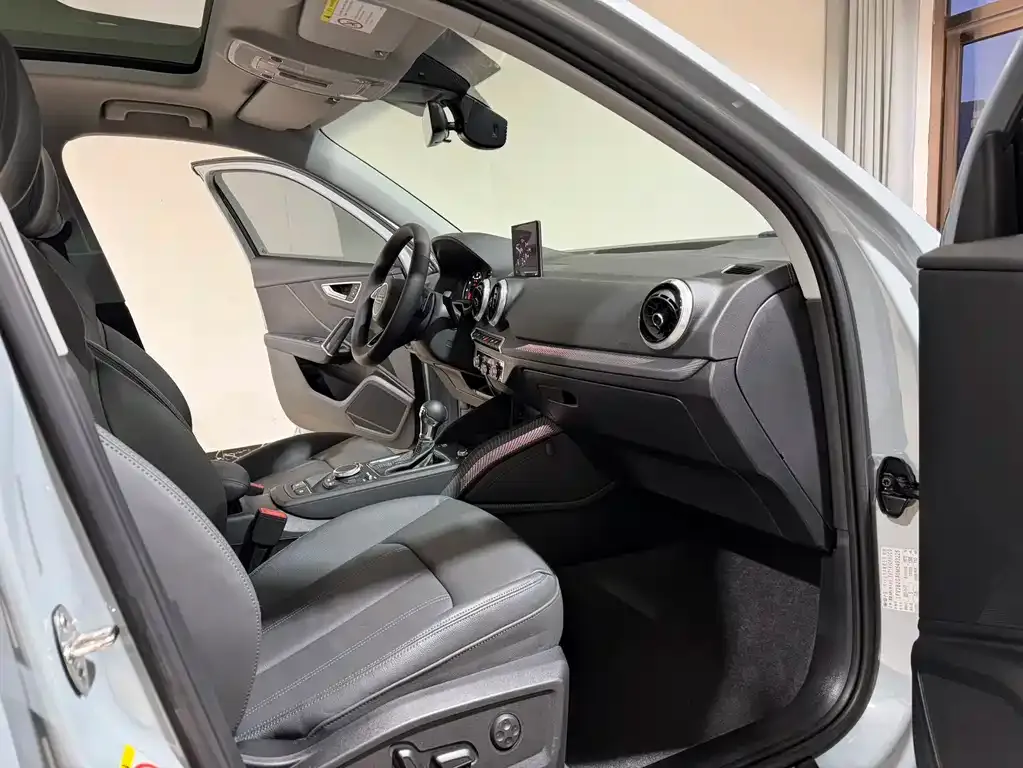 Audi Q2L 2022 из CN, фото 10