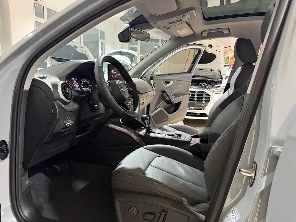 Audi Q2L 2022 из CN, фото 7