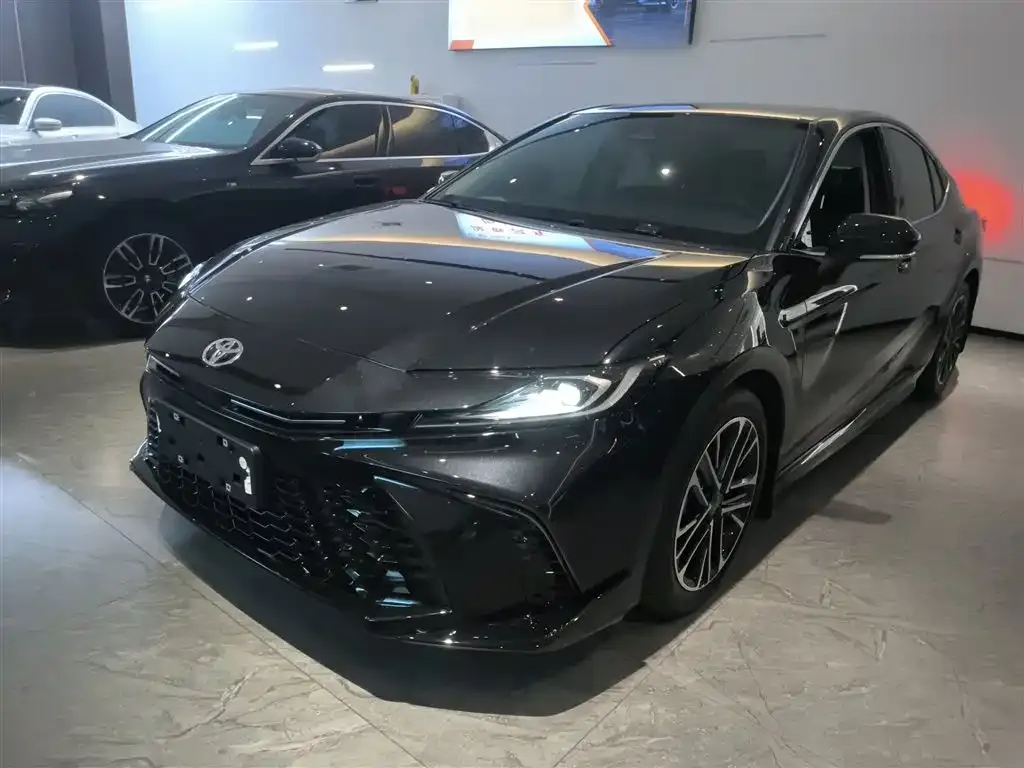 Toyota Camry 2025 из CN, фото 10