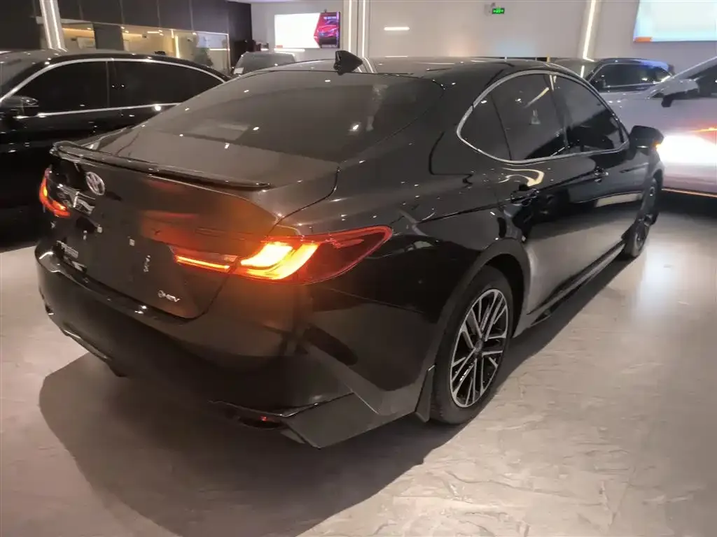 Toyota Camry 2025 из CN, фото 3