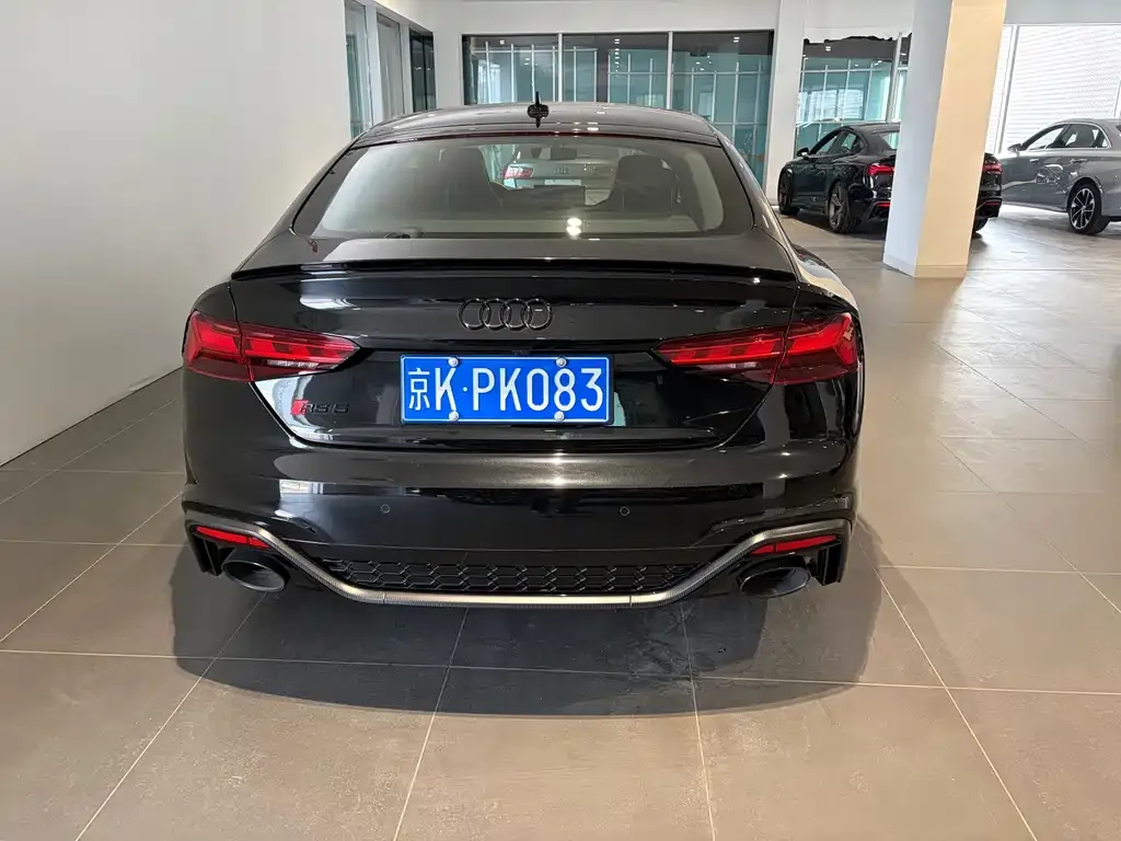 Audi RS 5 2024 из CN, фото 3