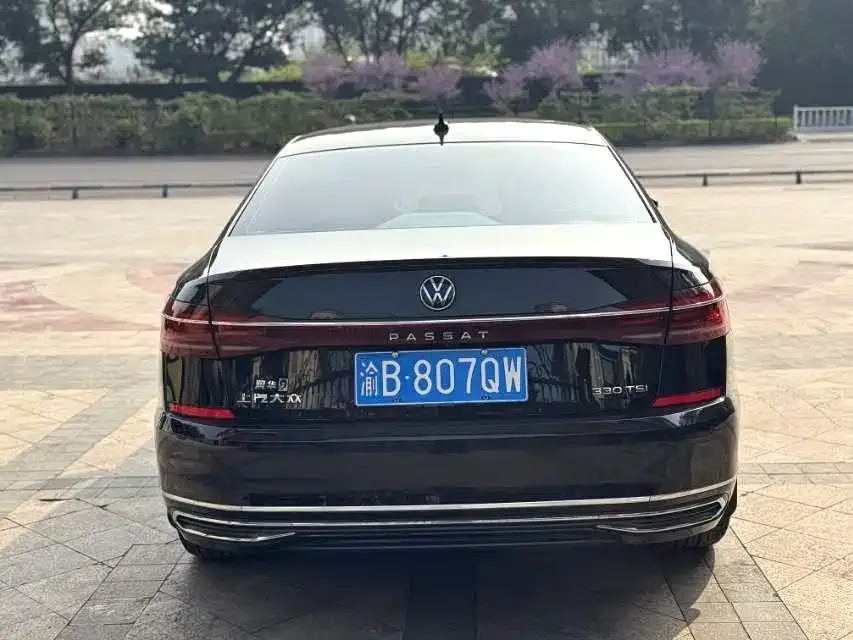 Volkswagen Passat 2023 из CN, фото 8