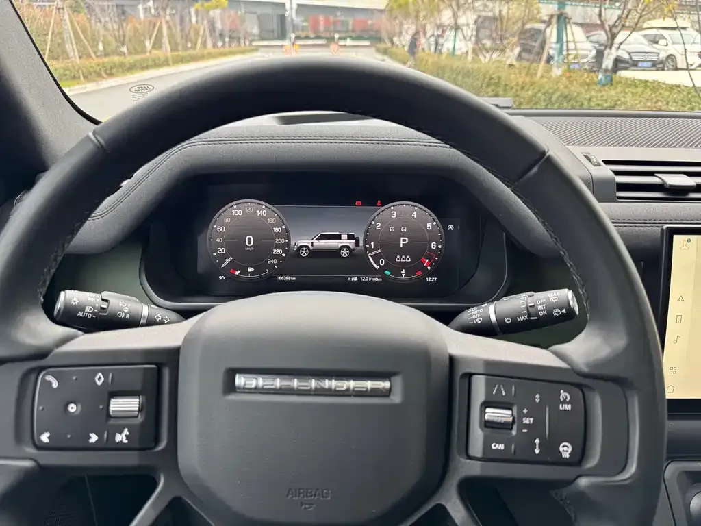 Land Rover Defender 2023 из CN, фото 5
