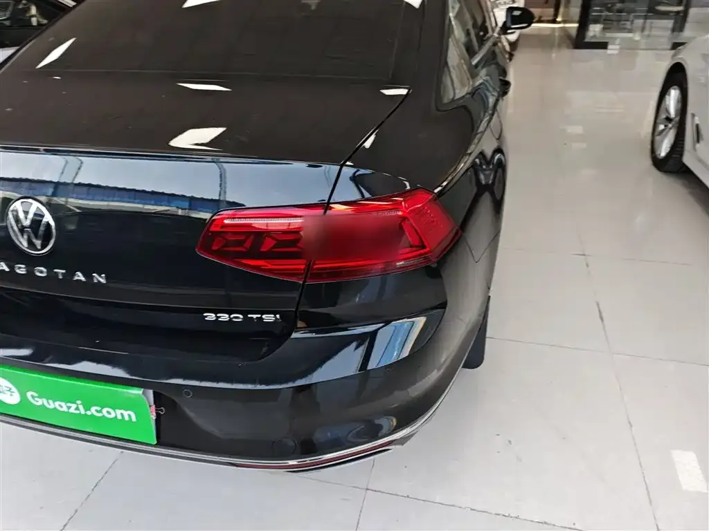 Volkswagen Magotan 2022 из CN, фото 2