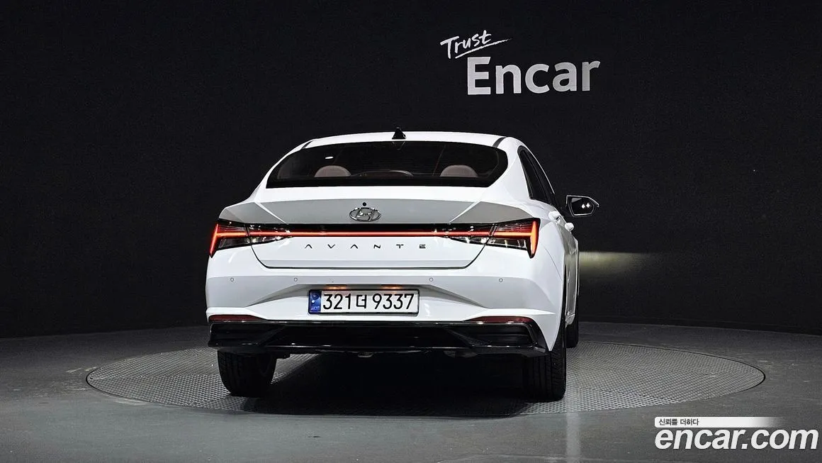Hyundai AVANTE — фото 4