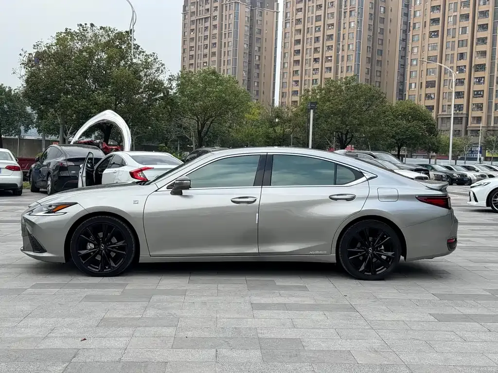 Lexus ES 2021 из CN, фото 9