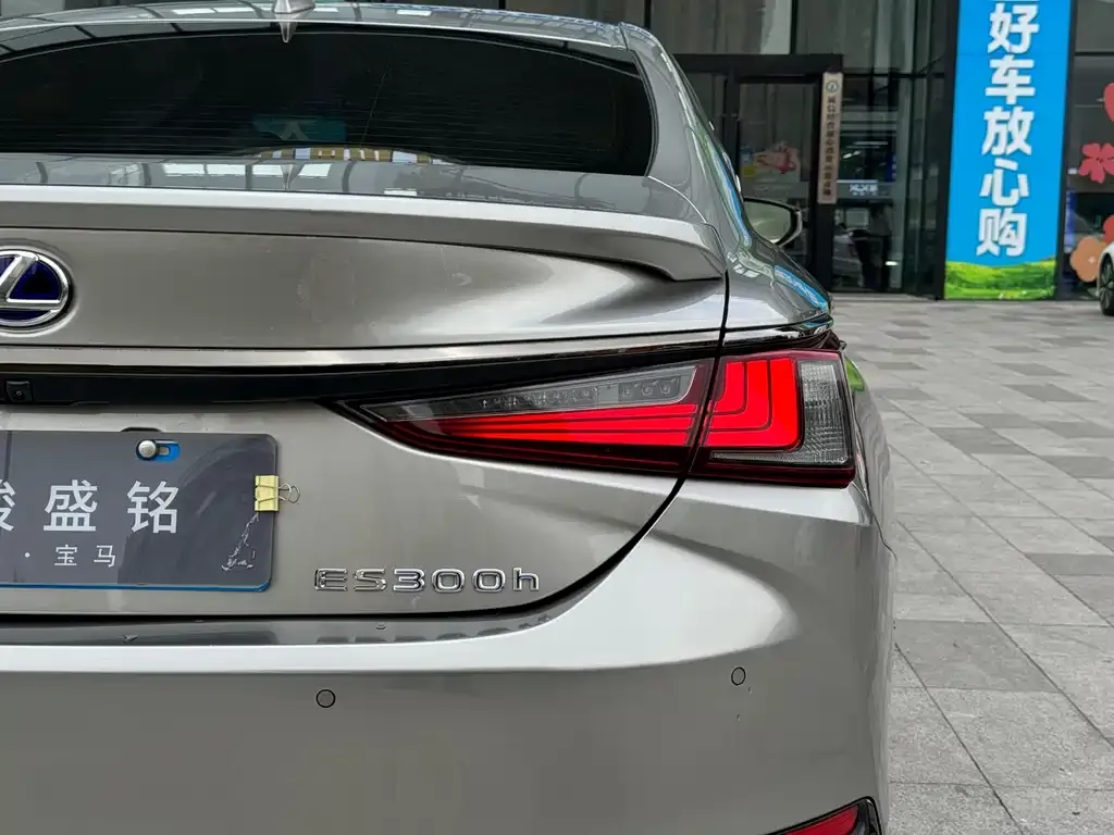 Lexus ES 2021 из CN, фото 5