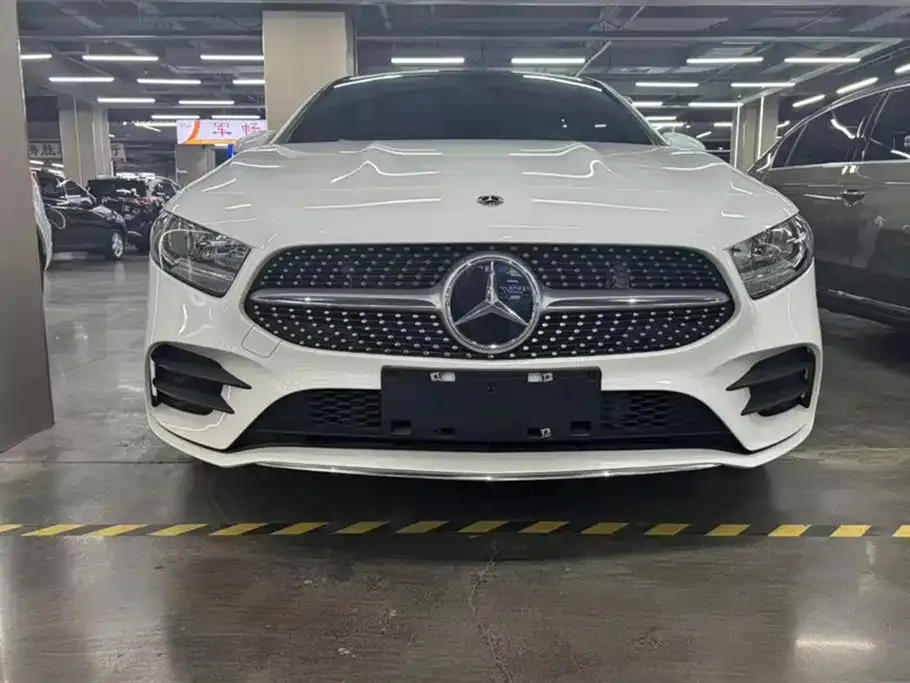 Mercedes-Benz A-Class 2023 из CN, фото 10