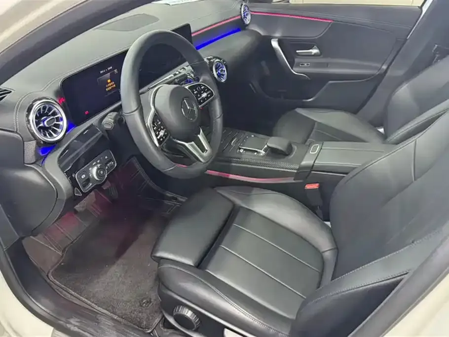 Mercedes-Benz A-Class 2023 из CN, фото 9