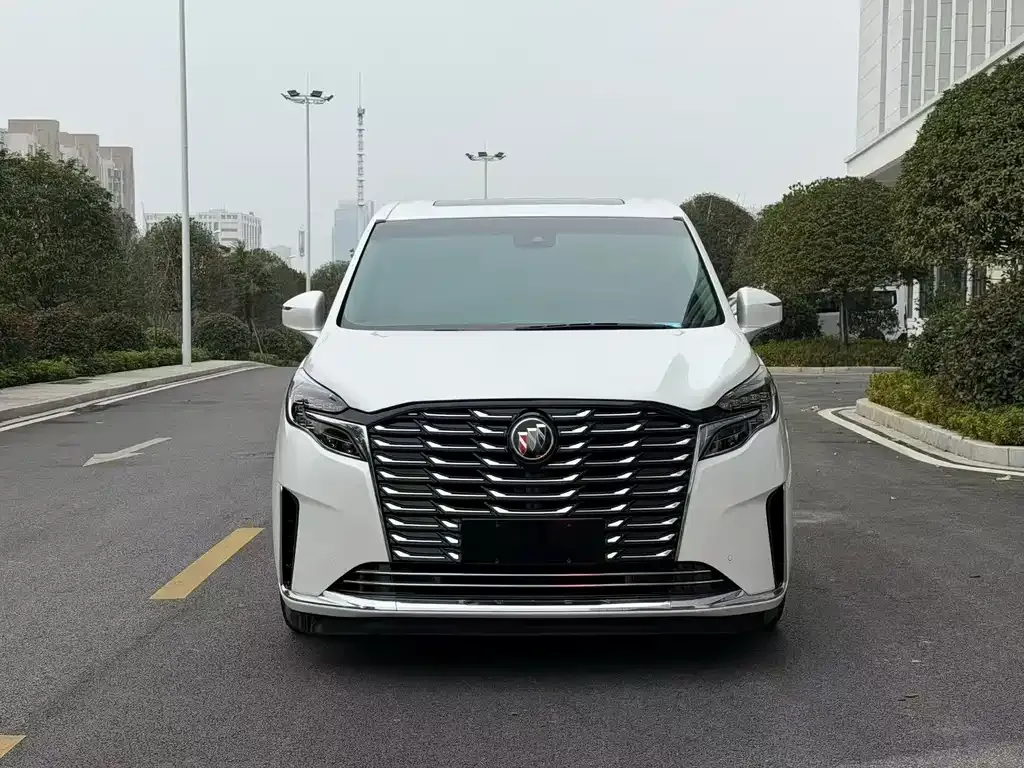 Buick GL8 2023 из CN, фото 4