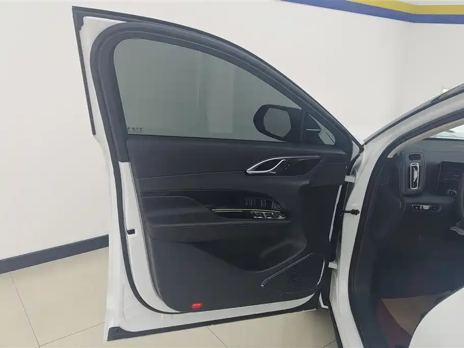 Hongqi HS3 PHEV 2025 из CN, фото 7