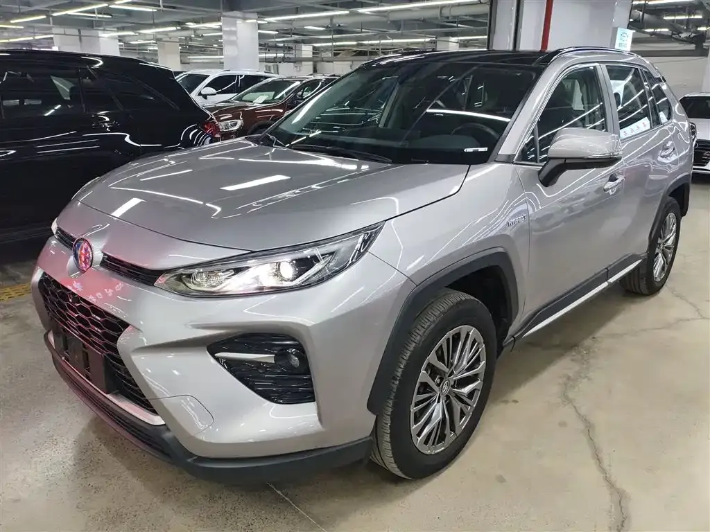 Toyota Wildlander 2023 из CN, фото 2