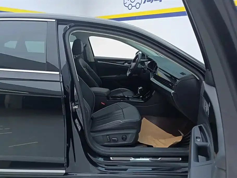 Volkswagen Passat — фото 8