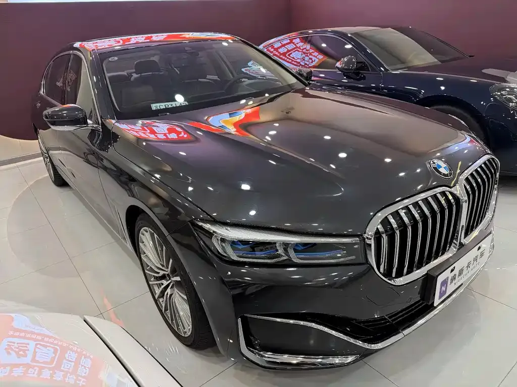 BMW 7 Series — фото 3