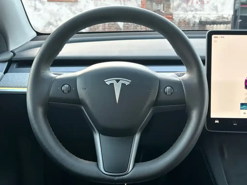 Tesla Model Y 2024 из CN, фото 7