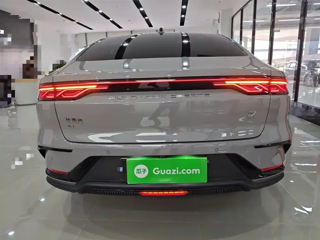 BYD Han 2025 из CN, фото 4