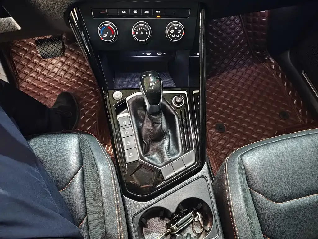 Volkswagen Tayron 2021 из CN, фото 10