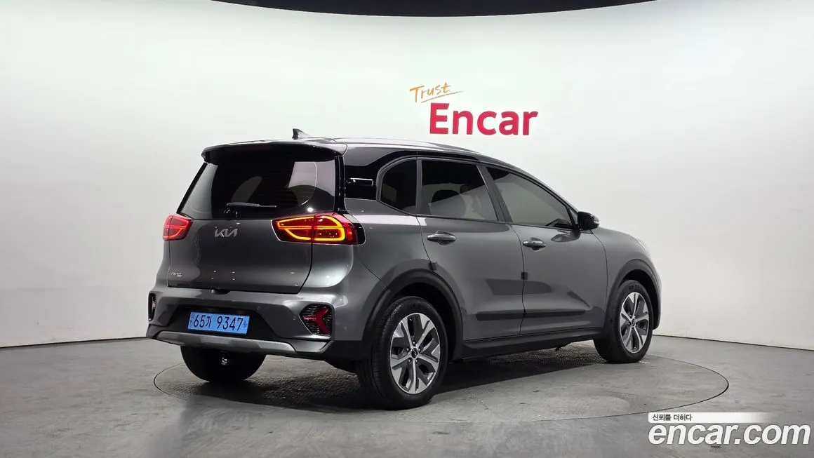 Kia Niro — фото 4