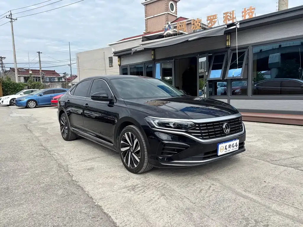 Volkswagen Passat — фото 10