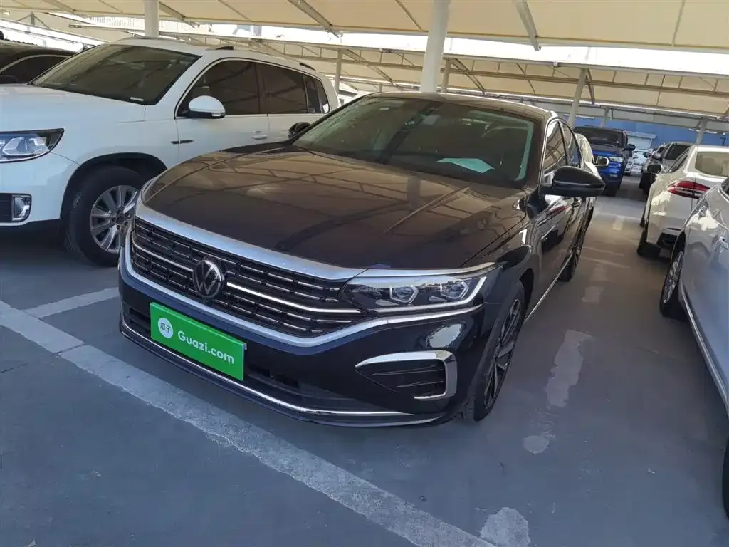 Volkswagen Passat 2023 из CN, фото 1