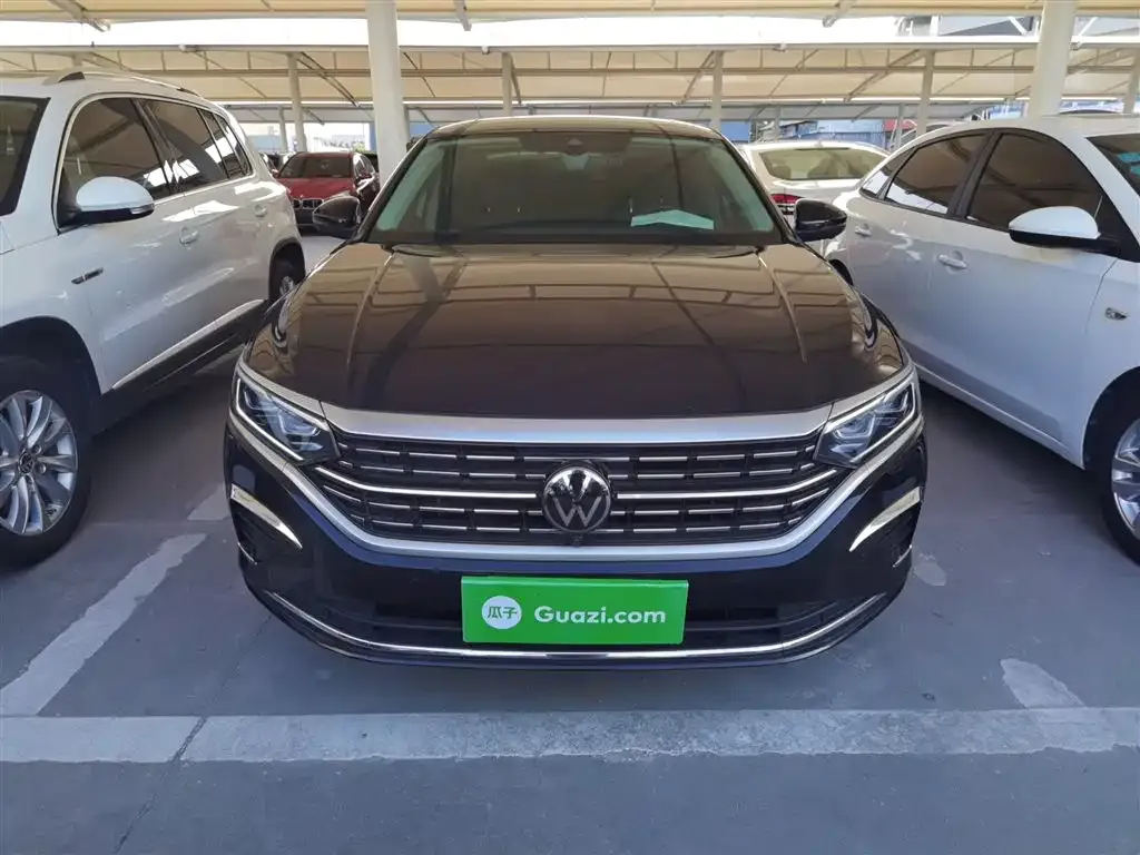 Volkswagen Passat 2023 из CN, фото 3
