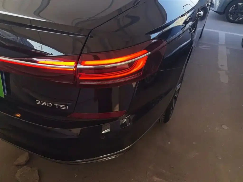 Volkswagen Passat 2023 из CN, фото 8