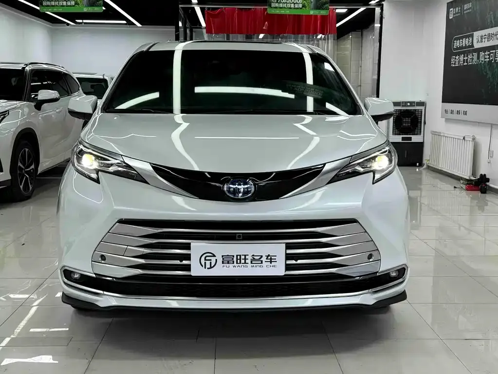 Toyota Sienna 2022 из CN, фото 7
