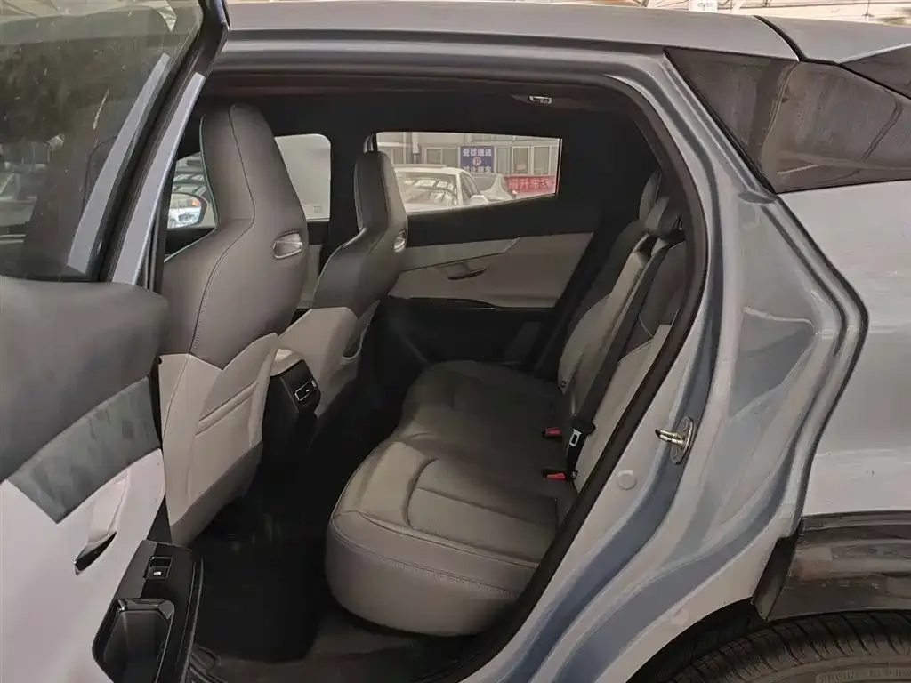 Changan UNI-T 2023 из CN, фото 2