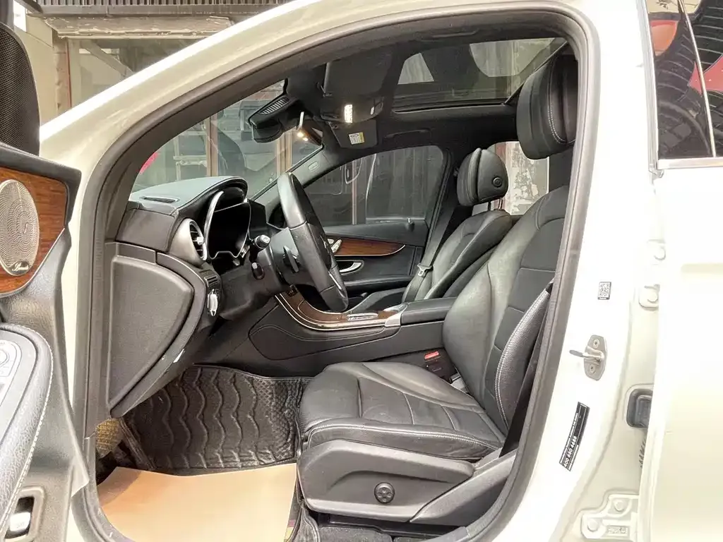 Mercedes-Benz GLC 2022 из CN, фото 4