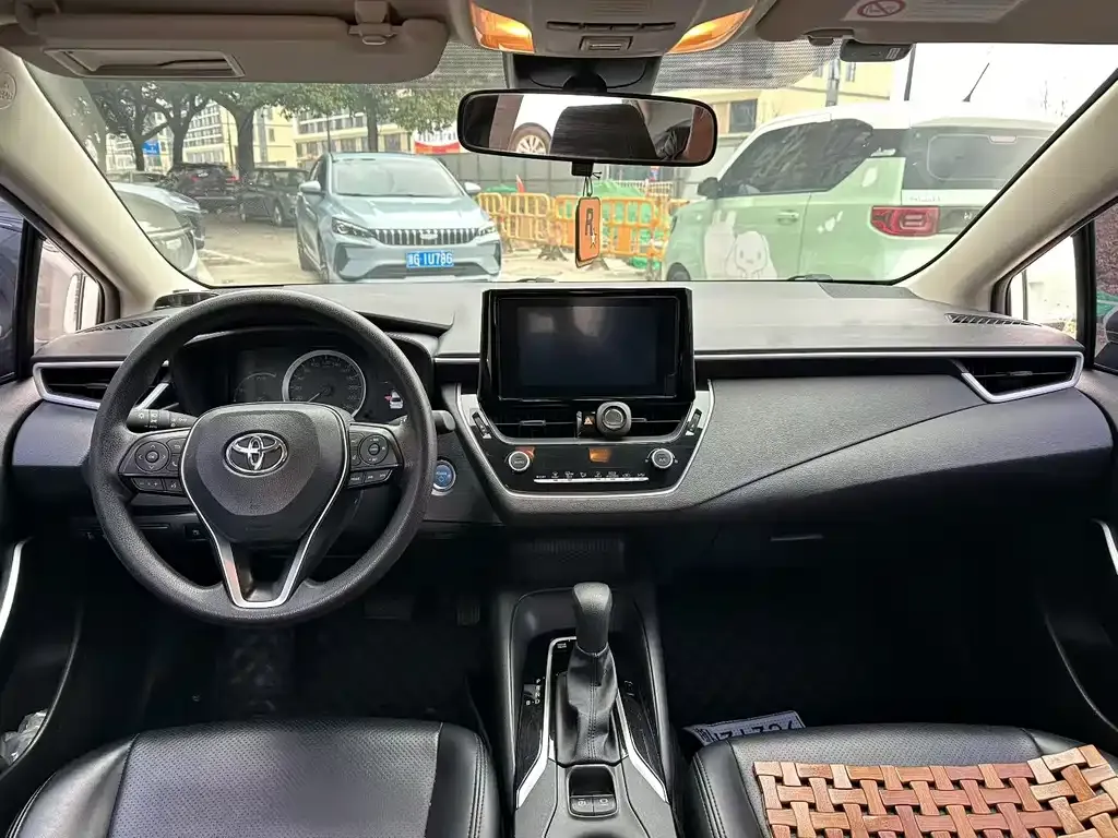 Toyota Corolla 2023 из CN, фото 4