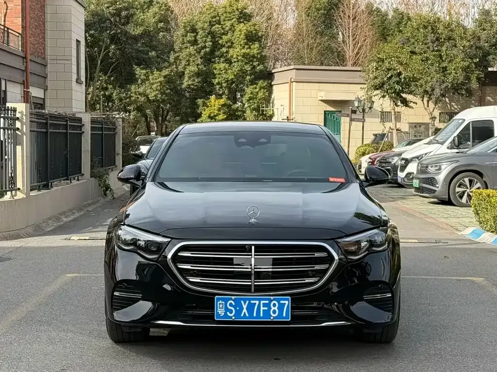 Mercedes-Benz E-Class 2024 из CN, фото 1
