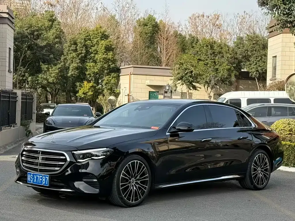 Mercedes-Benz E-Class 2024 из CN, фото 8