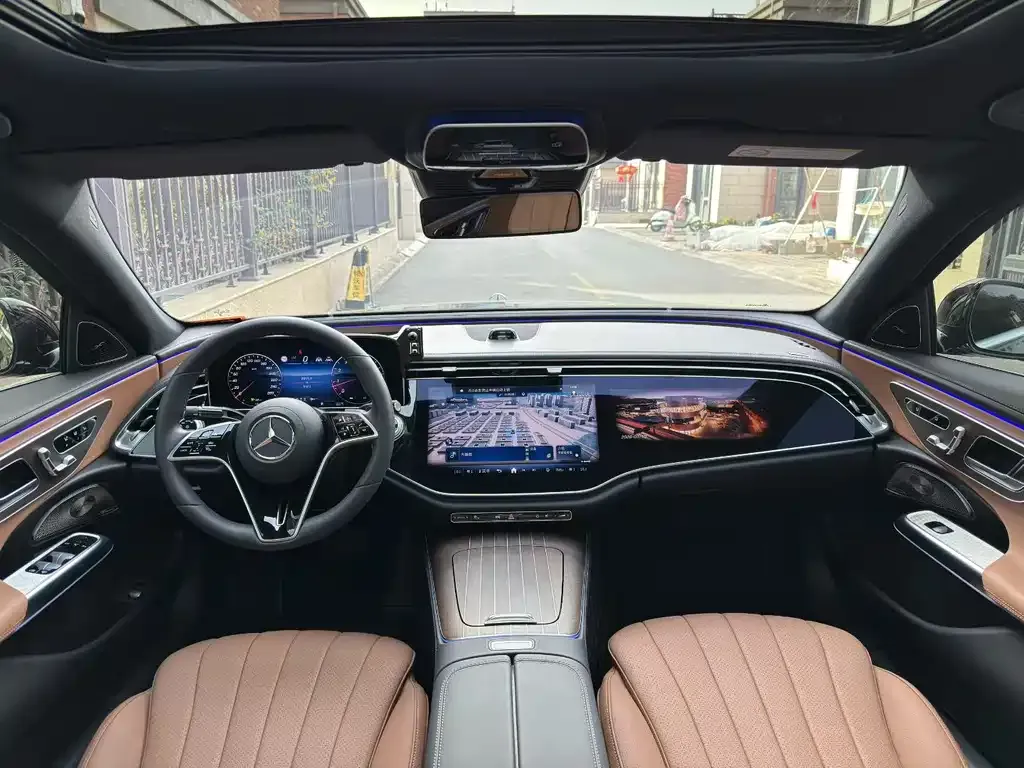 Mercedes-Benz E-Class 2024 из CN, фото 4