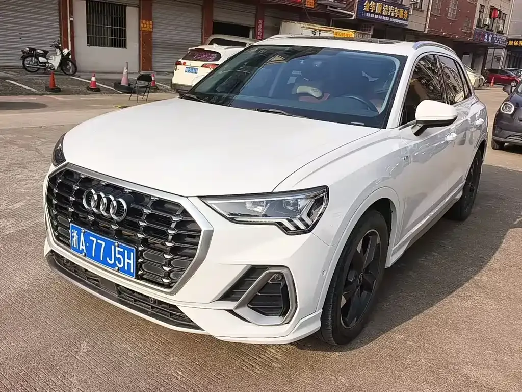 Audi Q3 2021 из CN, фото 1