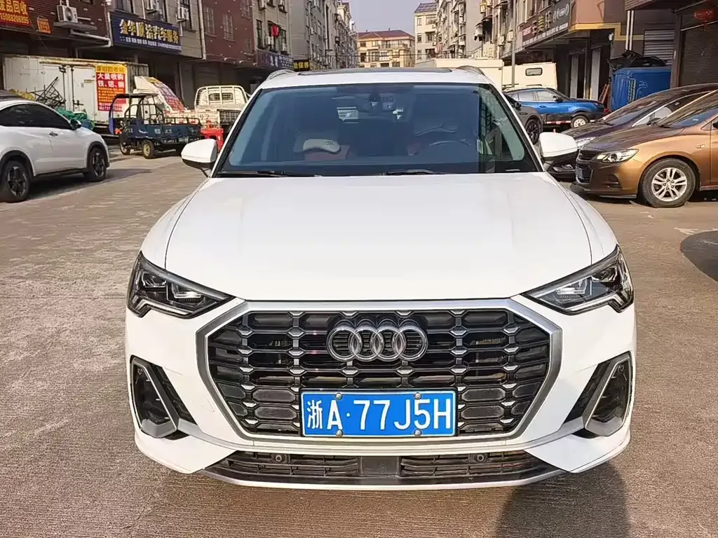 Audi Q3 2021 из CN, фото 3