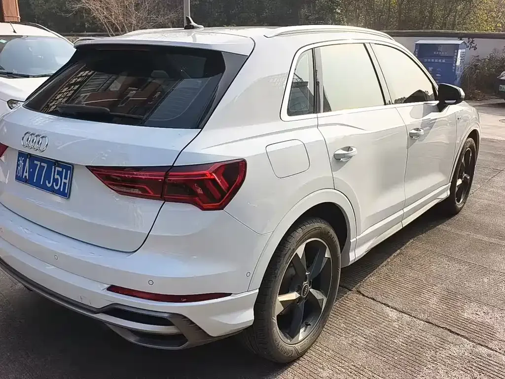 Audi Q3 2021 из CN, фото 8