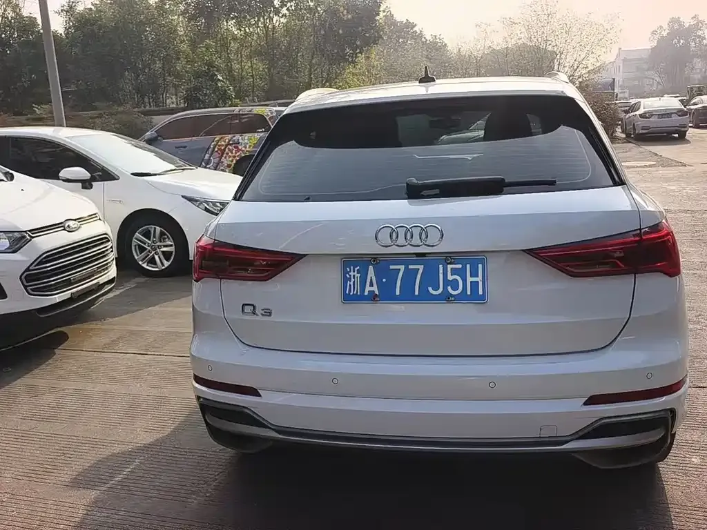 Audi Q3 2021 из CN, фото 9