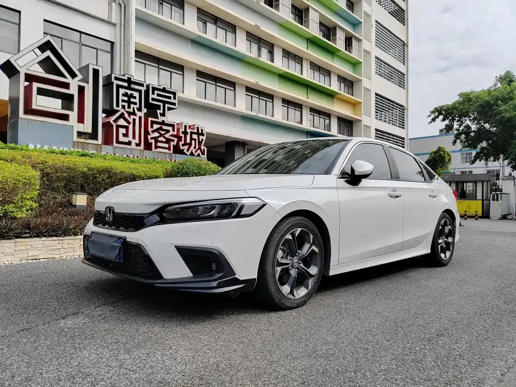 Honda Civic 2023 из CN, фото 1