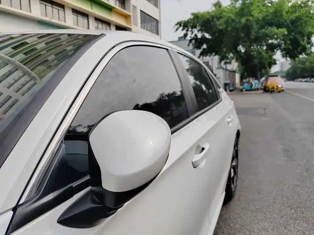 Honda Civic 2023 из CN, фото 4