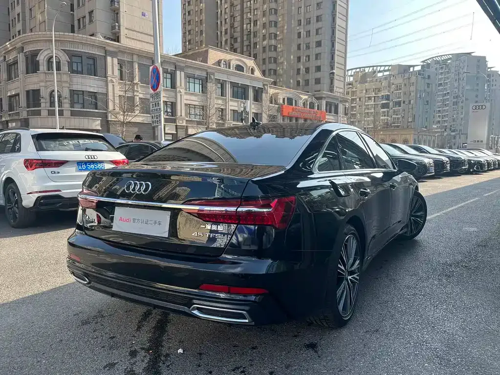 Audi A6L 2021 из CN, фото 6