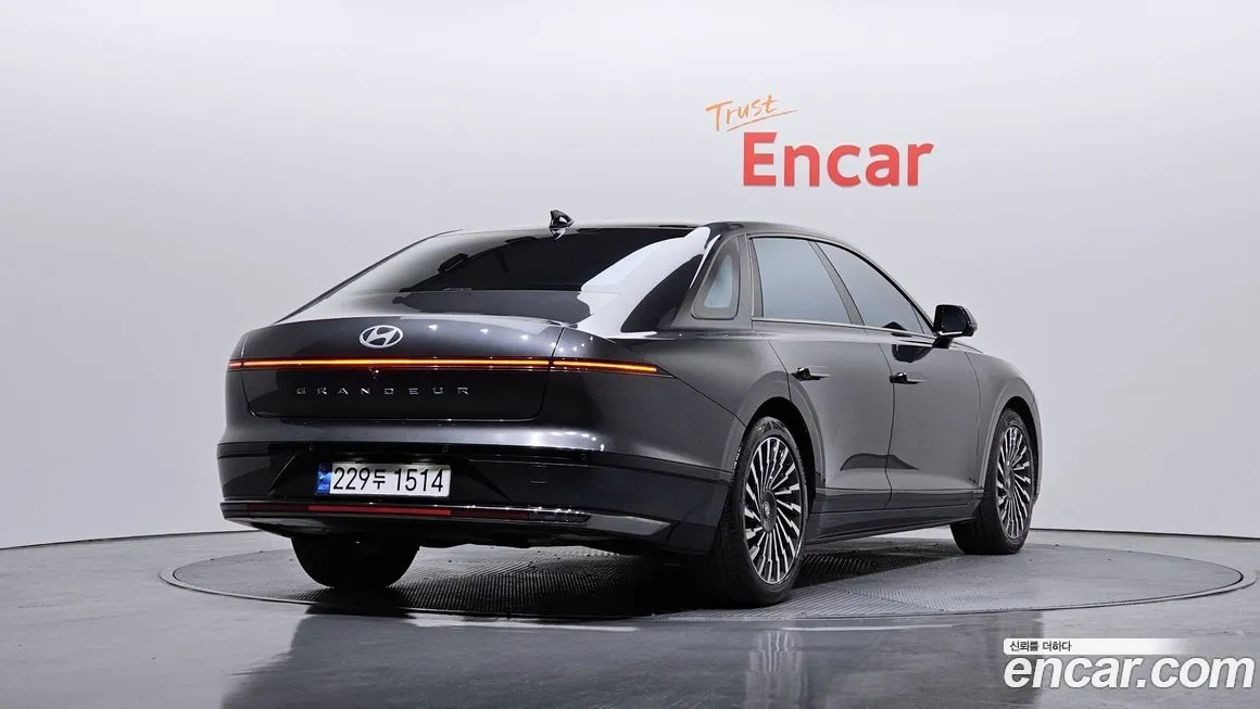 Hyundai Grandeur 2023 из KR, фото 9
