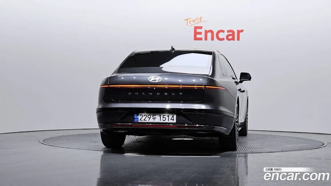 Hyundai Grandeur 2023 из KR, фото 2
