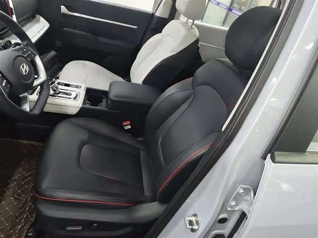 Hyundai ix35 2023 из CN, фото 10