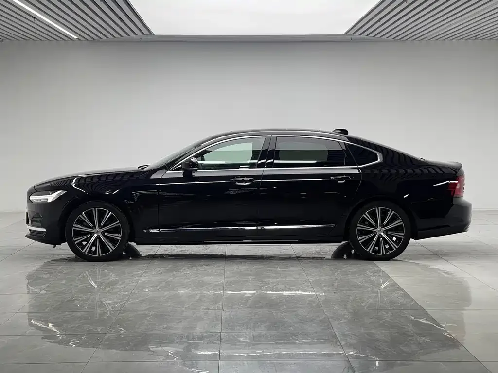 Volvo S90 — фото 6