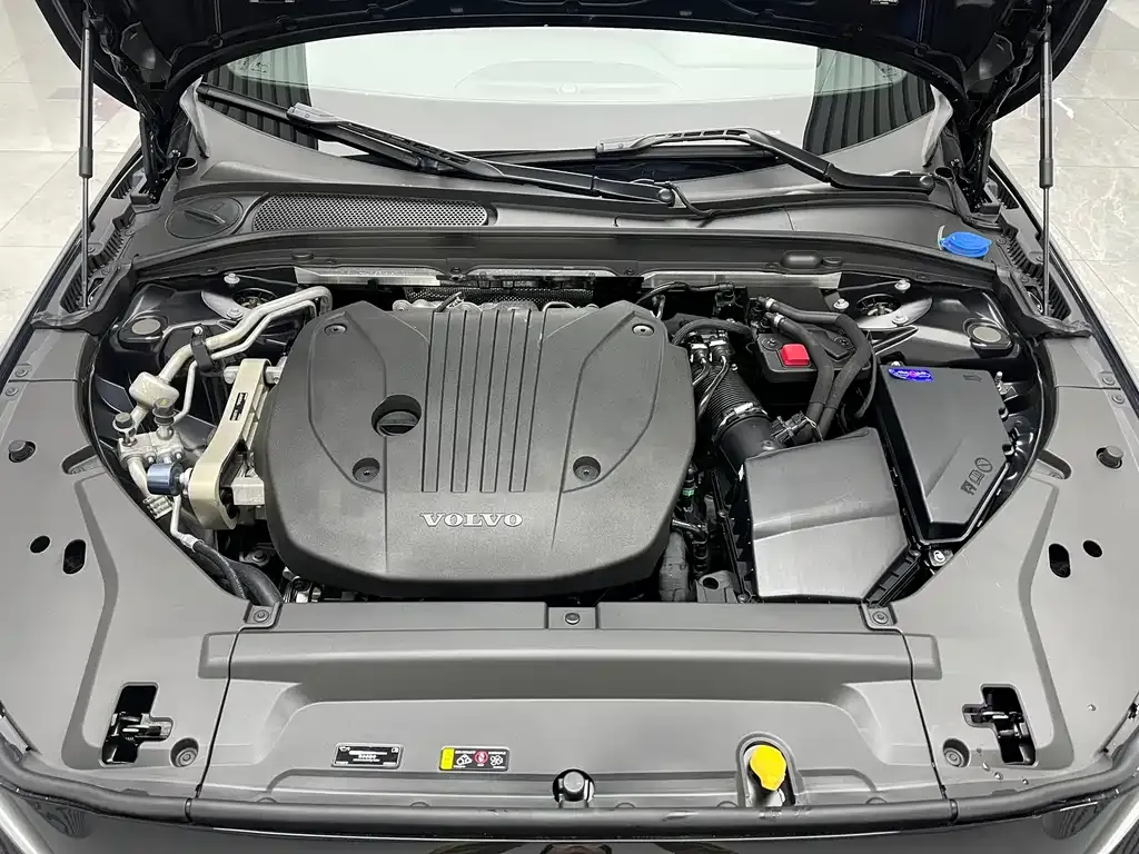 Volvo S90 — фото 10