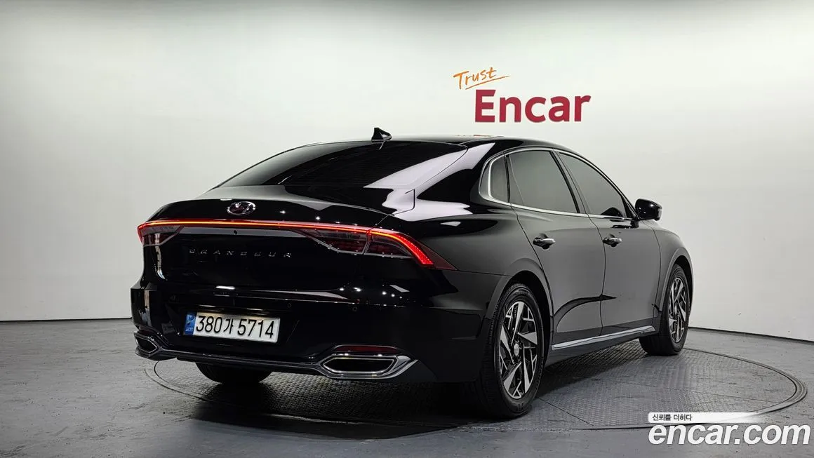 Hyundai Grandeur 2021 из KR, фото 4