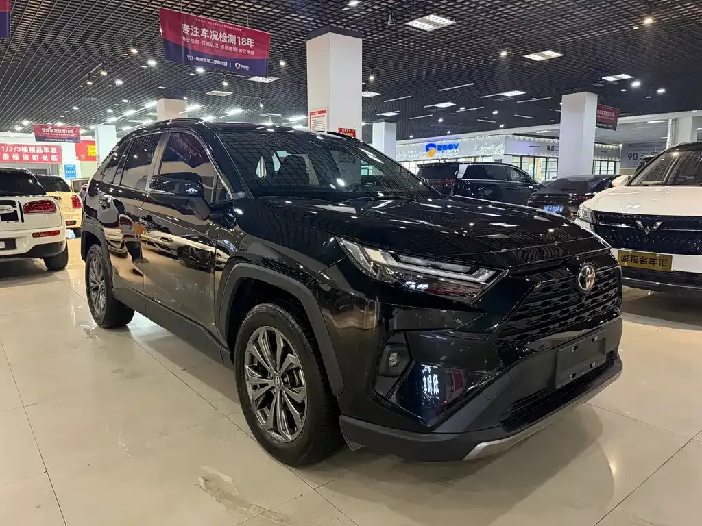 Toyota RAV4 2023 из CN, фото 9